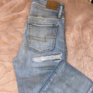 American eagle ripped jeans size 2